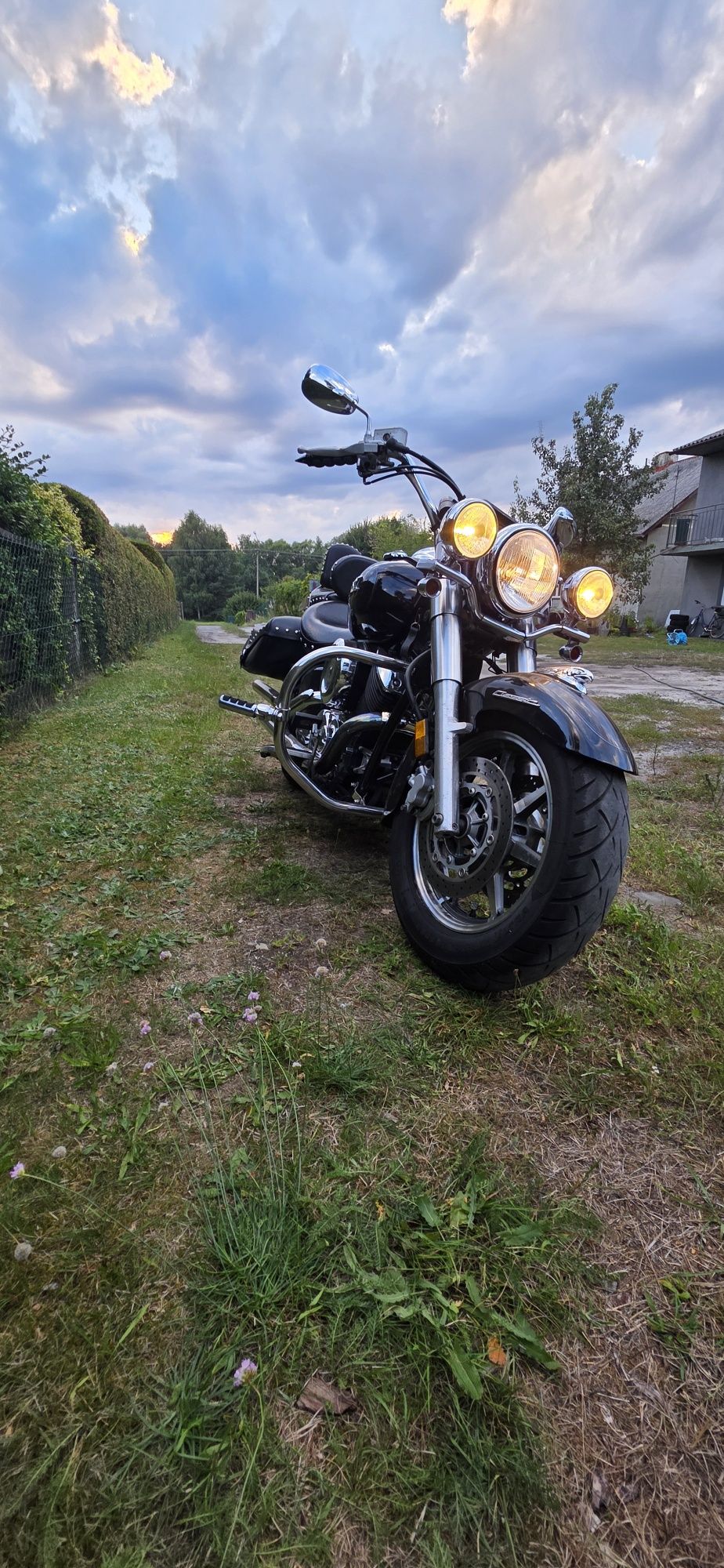 Yamaha XVS 1100 V star