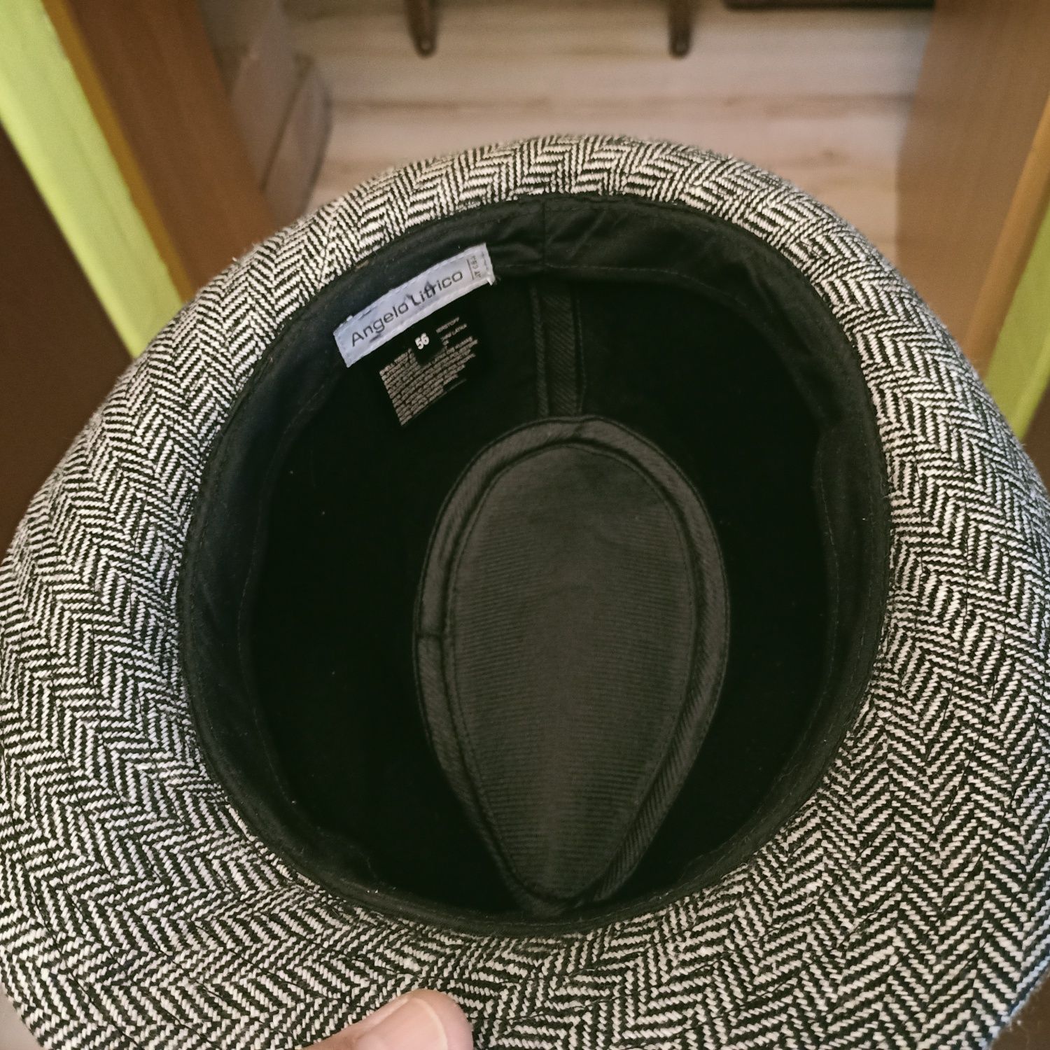 Kapelusz typu fedora marki Angelo Litrico. Rozmiar 56 .