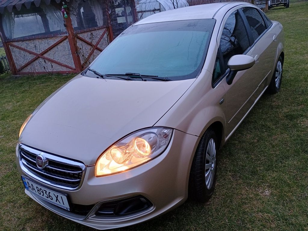 FIAT LINEA 2013р 1.3Multijet