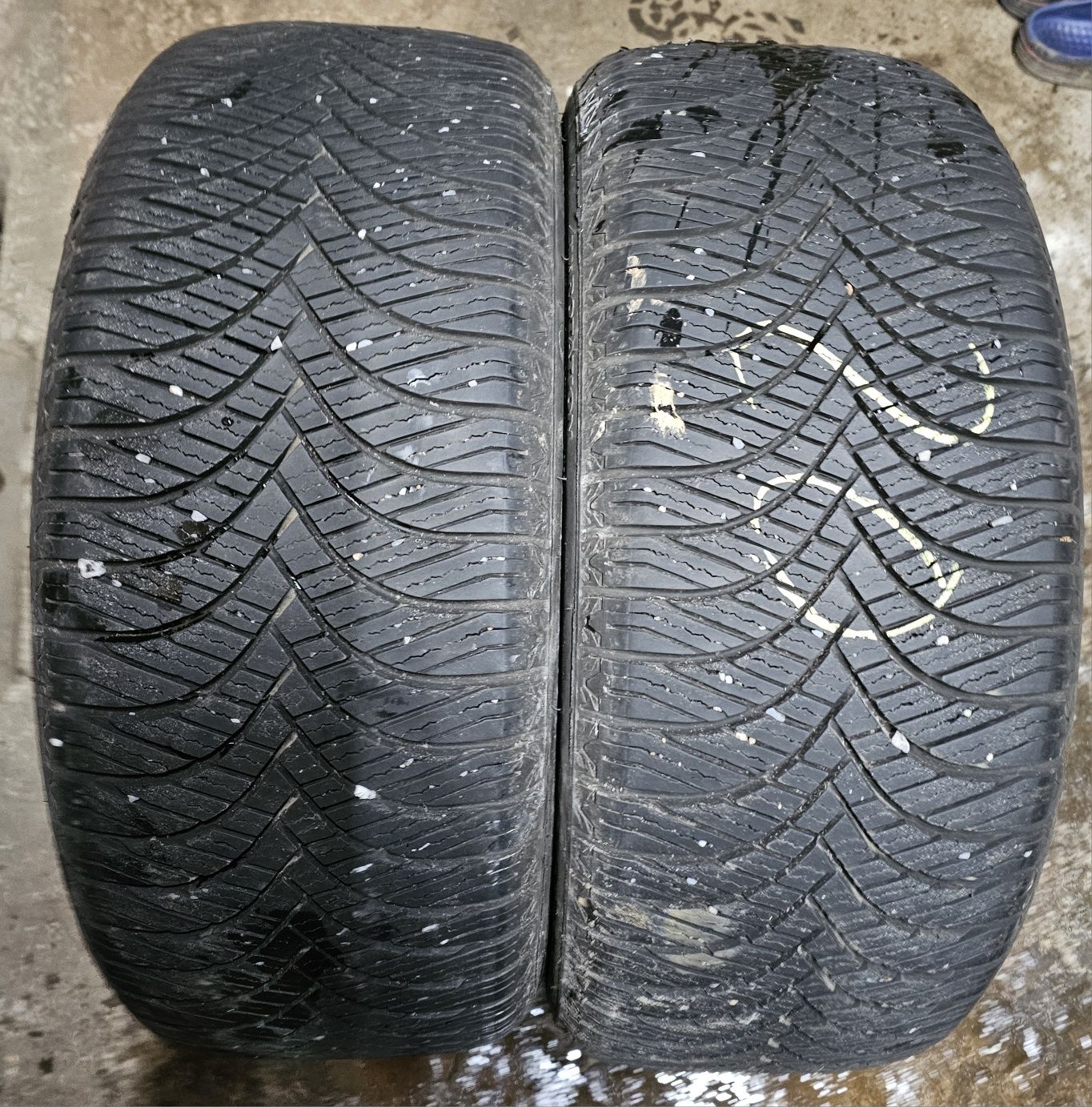 Opony wielosezonowe Goodride 225/40R18