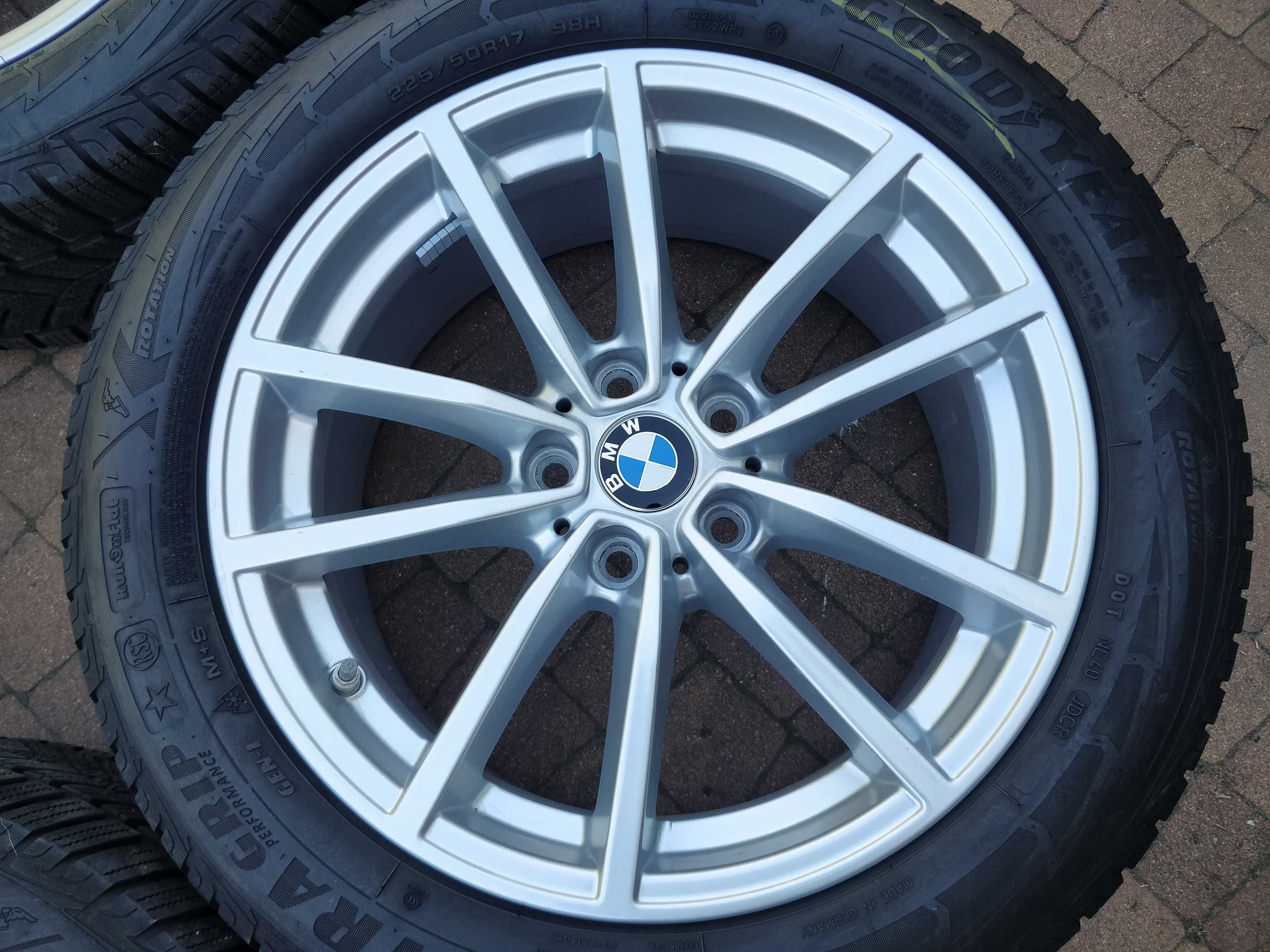 3488. Koła zimowe BMW 3 G20 oryginalne 5x112 ET30 225/50/17 2022/23r