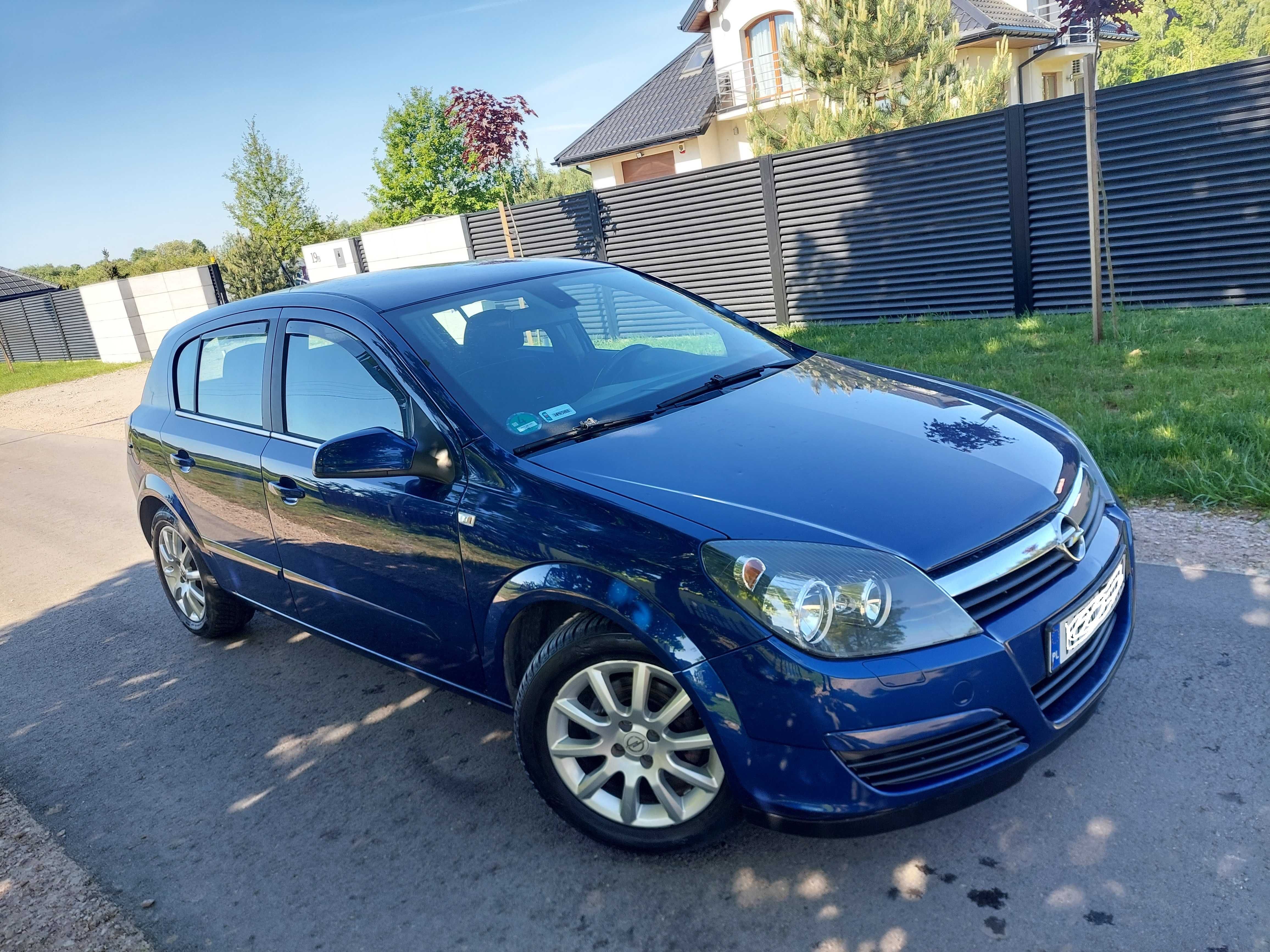 OPEL ASTRA_1.6 105 KM_LPG_Navi_Sensory_Tempomat