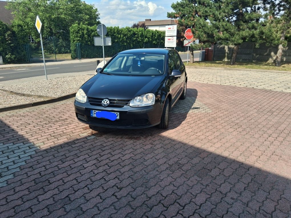 Volkswagen Golf 1.6 mpi