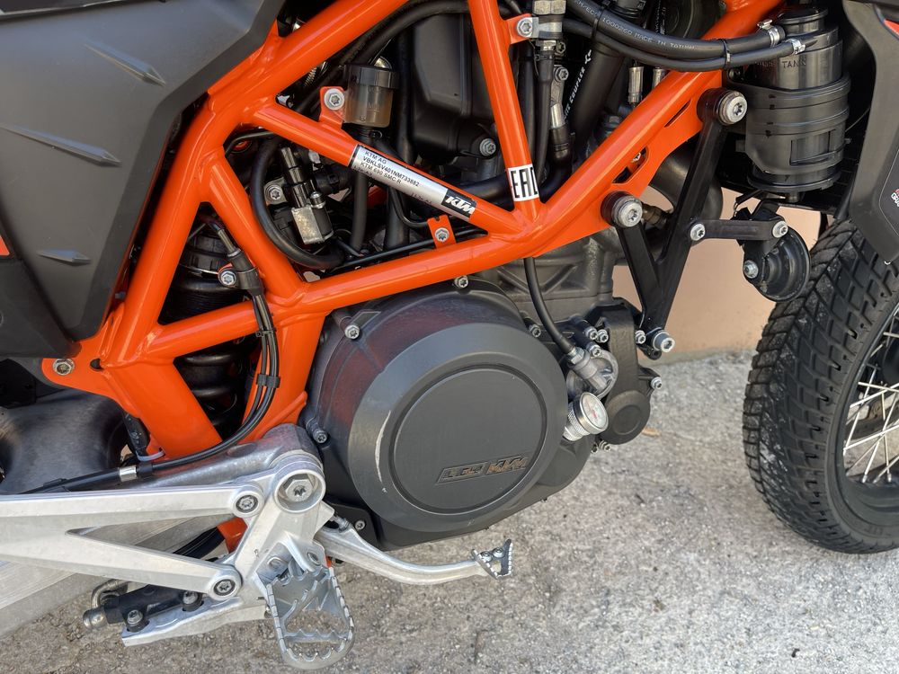 Ktm 690 smc r 2022