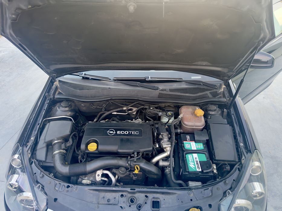 Opel Astra GTC Van 1.7 CDTI 125CV 2010, LER A DESCRIÇÃO
