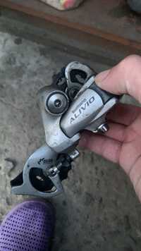 Задний переключатель shimano Alivio