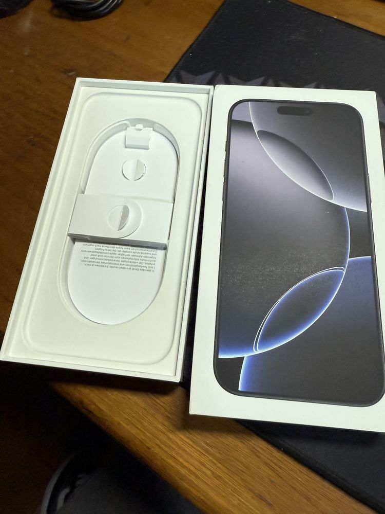 Caixa iphone 16 pro max