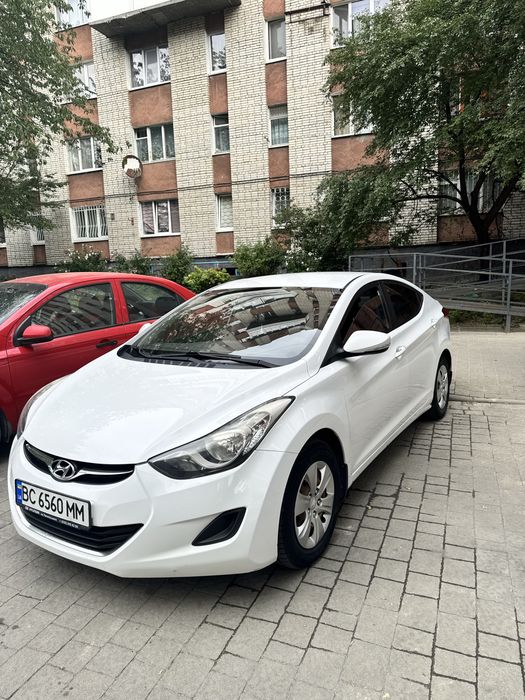 Hyundai Elantra 2013