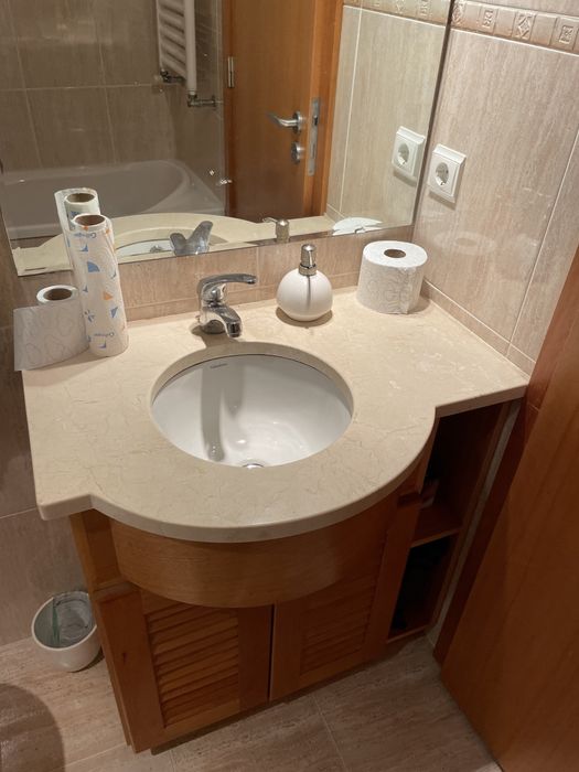 Movél com lavarorio e monocomando + Espelho com led integrado