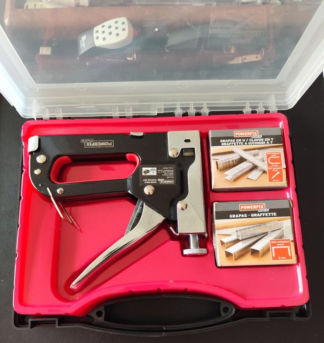 Agrafador profissional NOVO c/acessórios POWERFIX Profissional