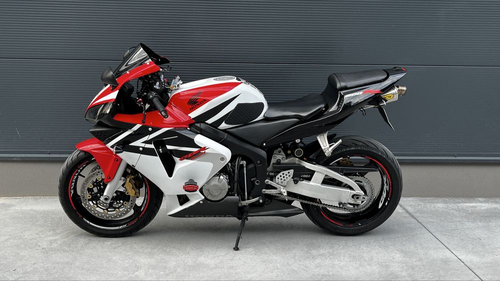 Honda CBR600rr PC37