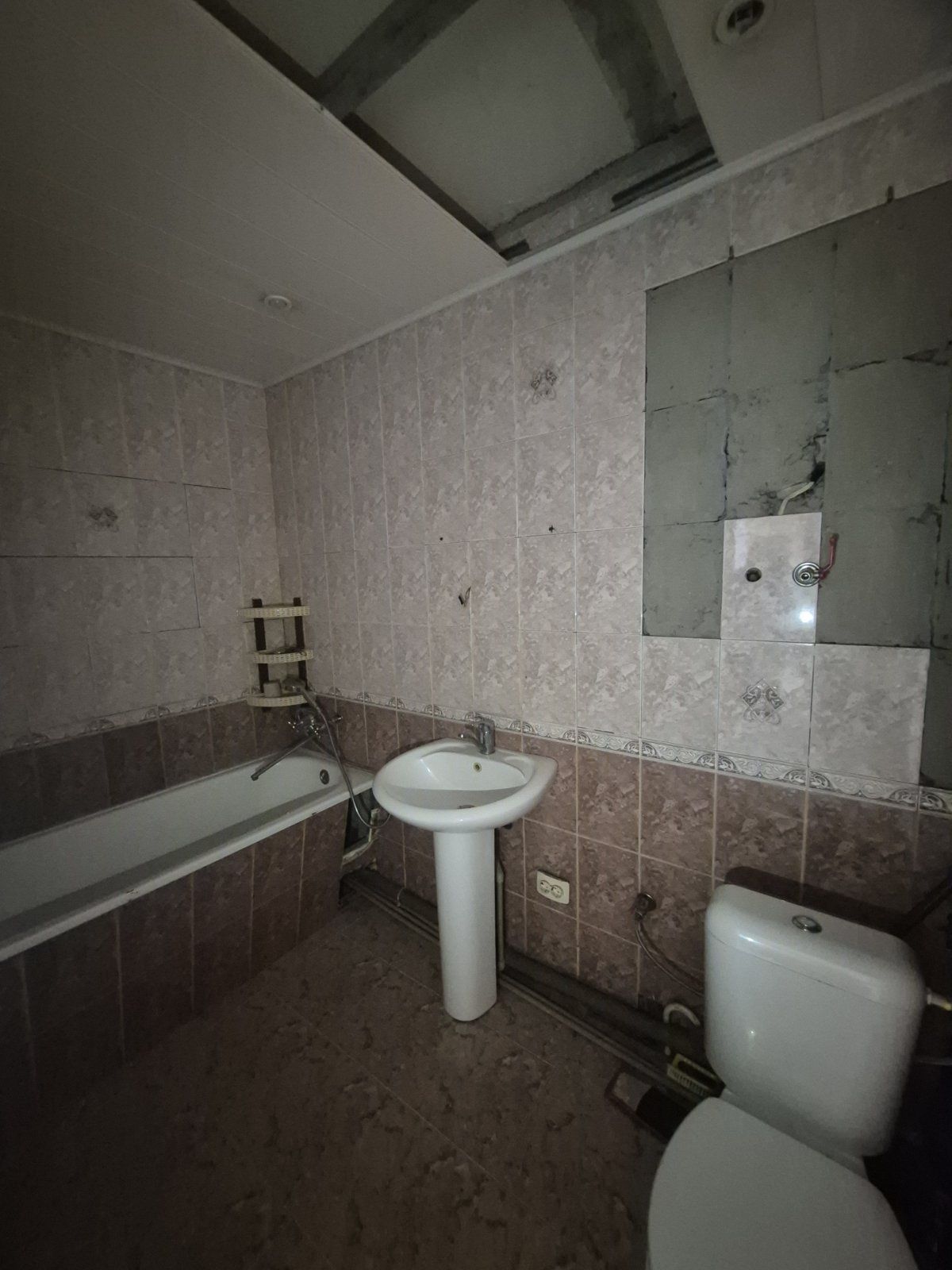 Продам 3к чешку Ромин двор