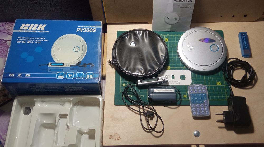 CD/MP3-плеєр BBK PV300S у гарному стані