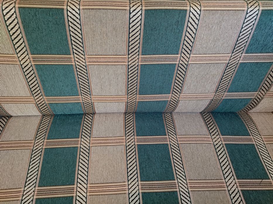 Диван-книжка продаж