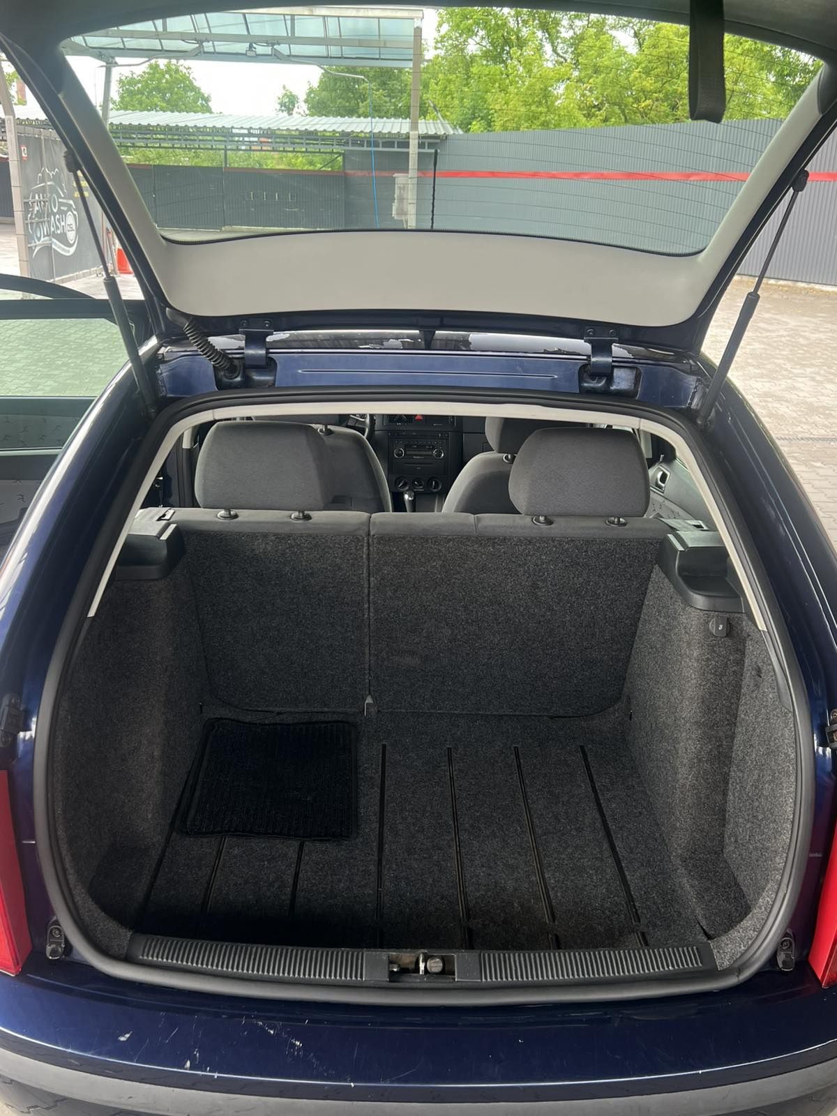 Продам Skoda Fabia 1,4