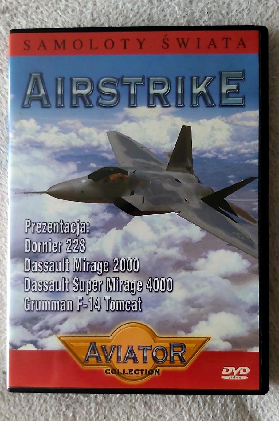 Samoloty świata "Airstrike" na płycie DVD.