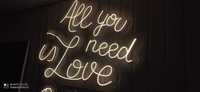 Neon, ledon, All you need Is Love