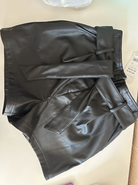 Шорти кожані New look, С- М, кожаные шорти