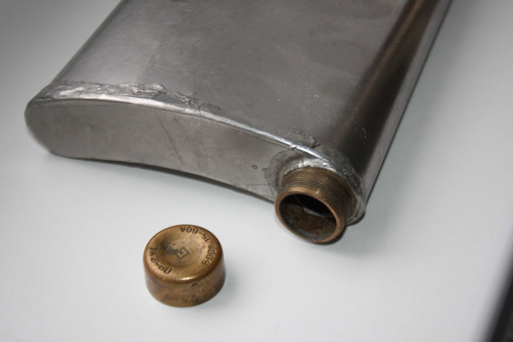 Фляга из нержавейки, 1 литр.