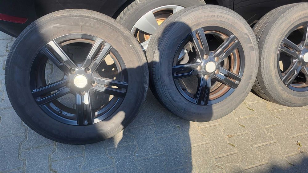 Komplet kół Opel Vivaro, Renault Trafic, Nissan Primastar 206x65x16C