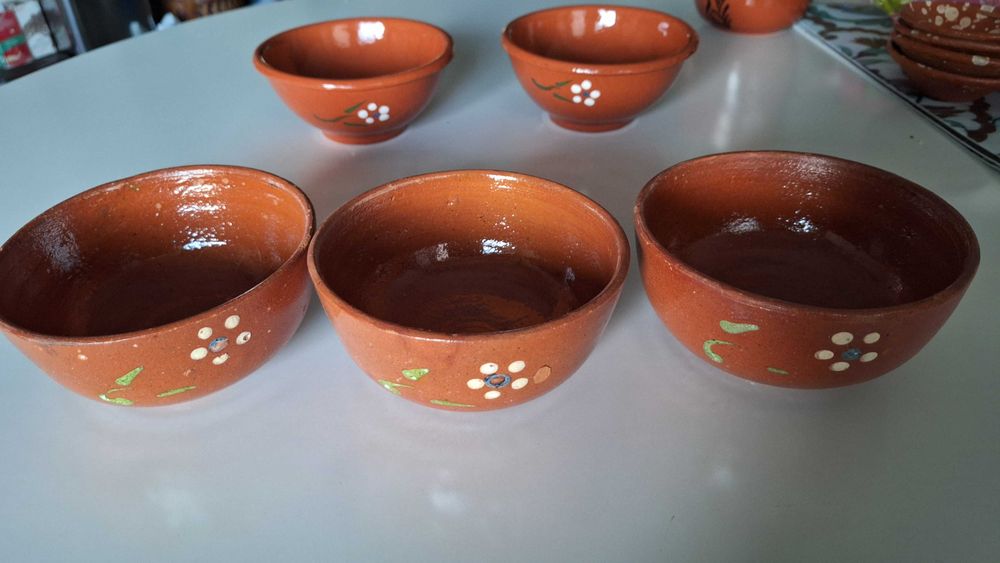 Tigelas para caldo verde tradicionais em barro