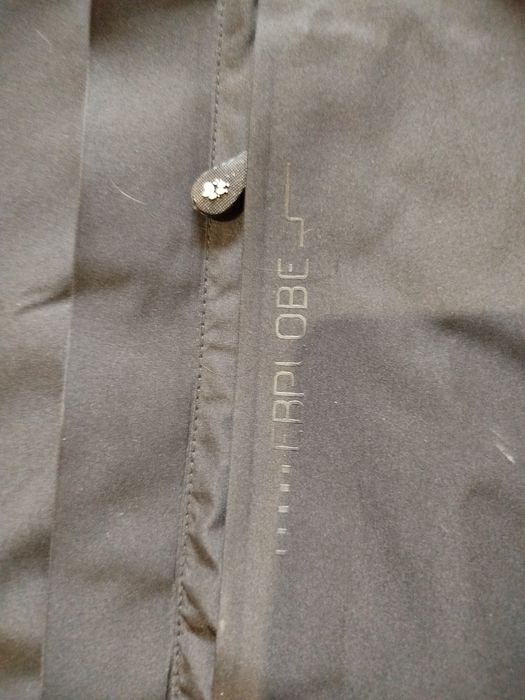 Продам нову чоловічу куртку,не підійшов розмір.