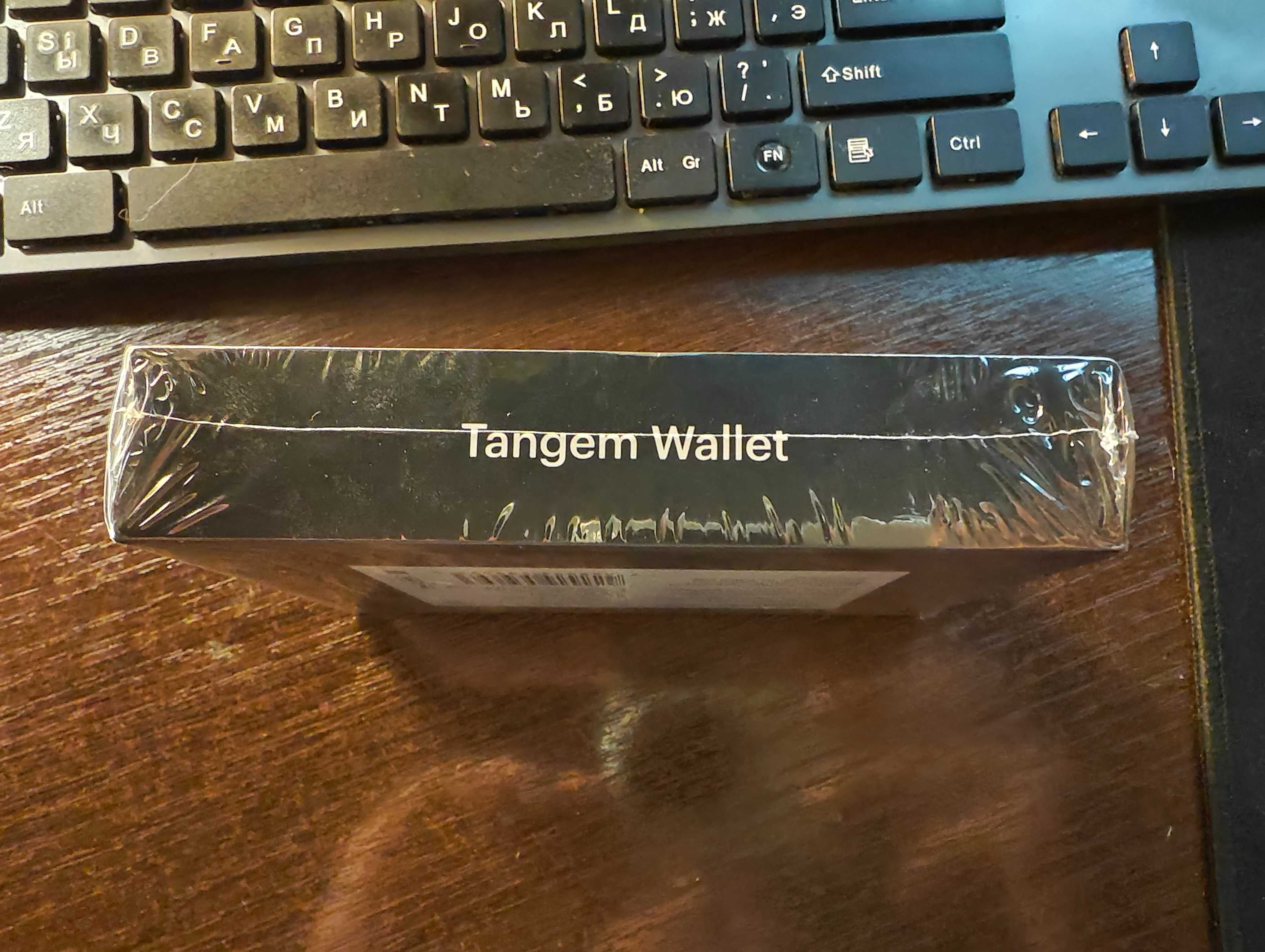 Криптовалютный холодный кошелек Tangem Wallet White 2.0  2 cards
