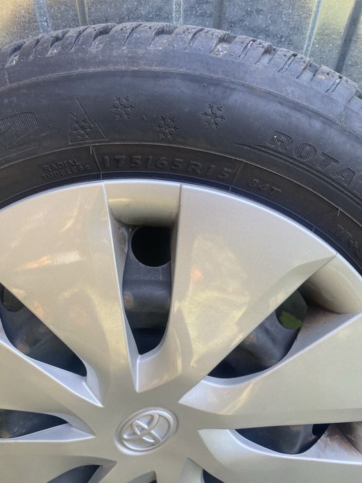 Kola zimowe Toyota yaris 175/65/15 2018 r