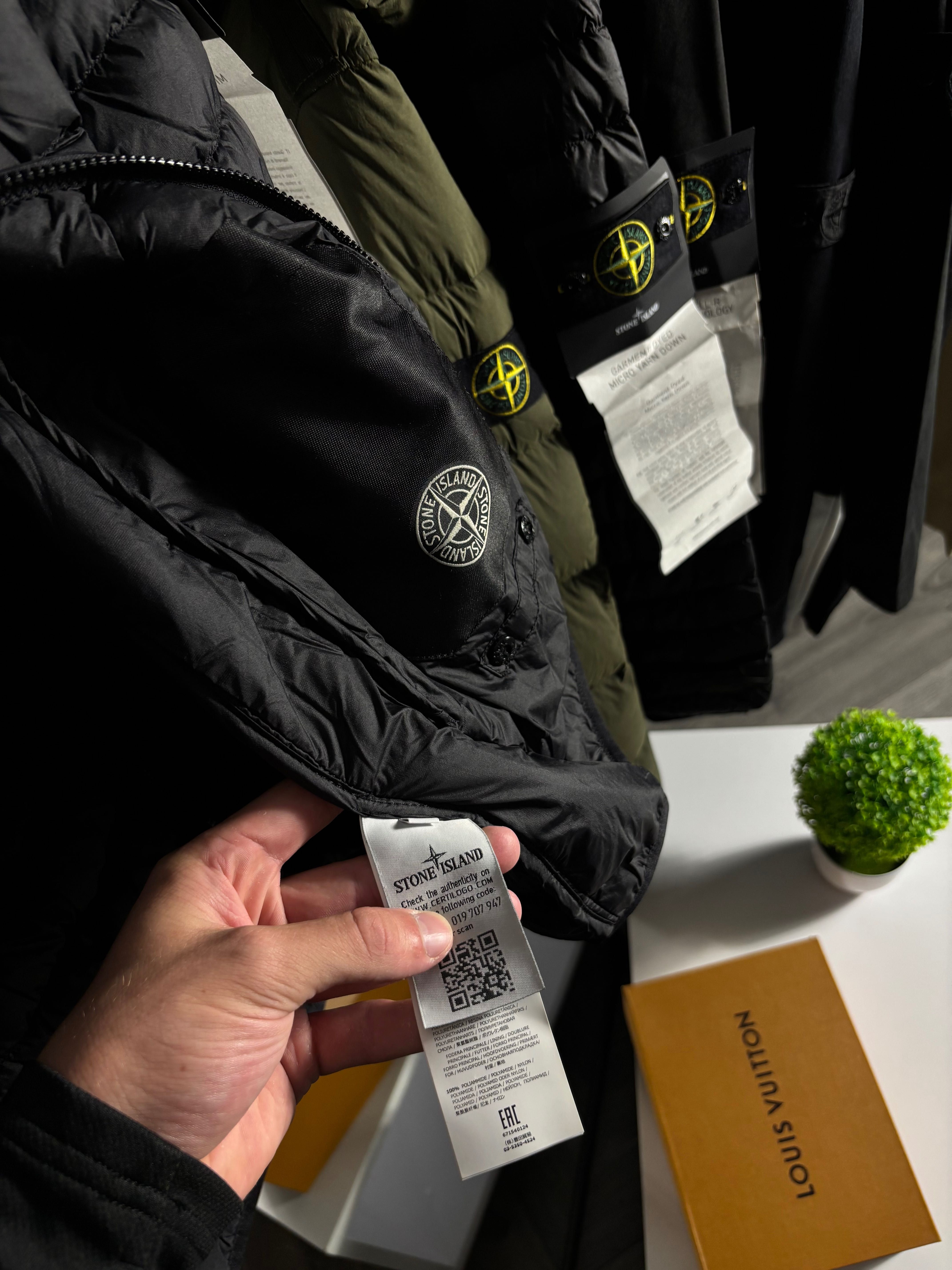 Мікро пуховик Stone Island оригінал