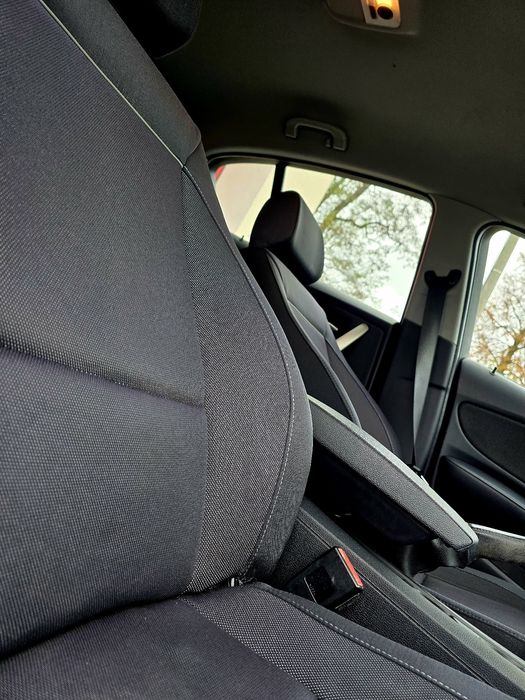 Zamiana BMW 1 Lift BenzynkaKlimatyzacjaGrzaneFoteleTenpomatKomputerAlu