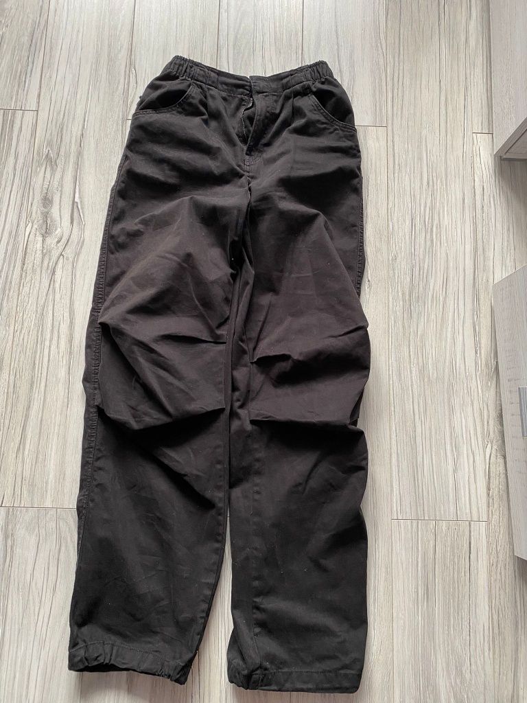 Bershka spodnie bawełniane parachute