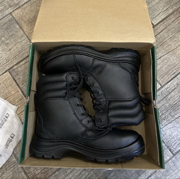 Buty trzewiki zimowe robocze ocieplane Coverguard - roz. 44 - NOWE