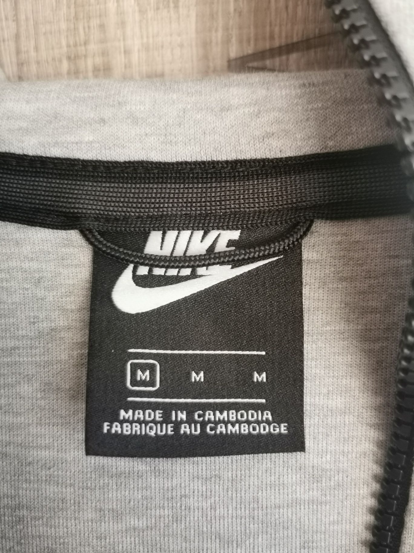 Szara męska rozpinana bluza z kapturem Nike tech fleece M