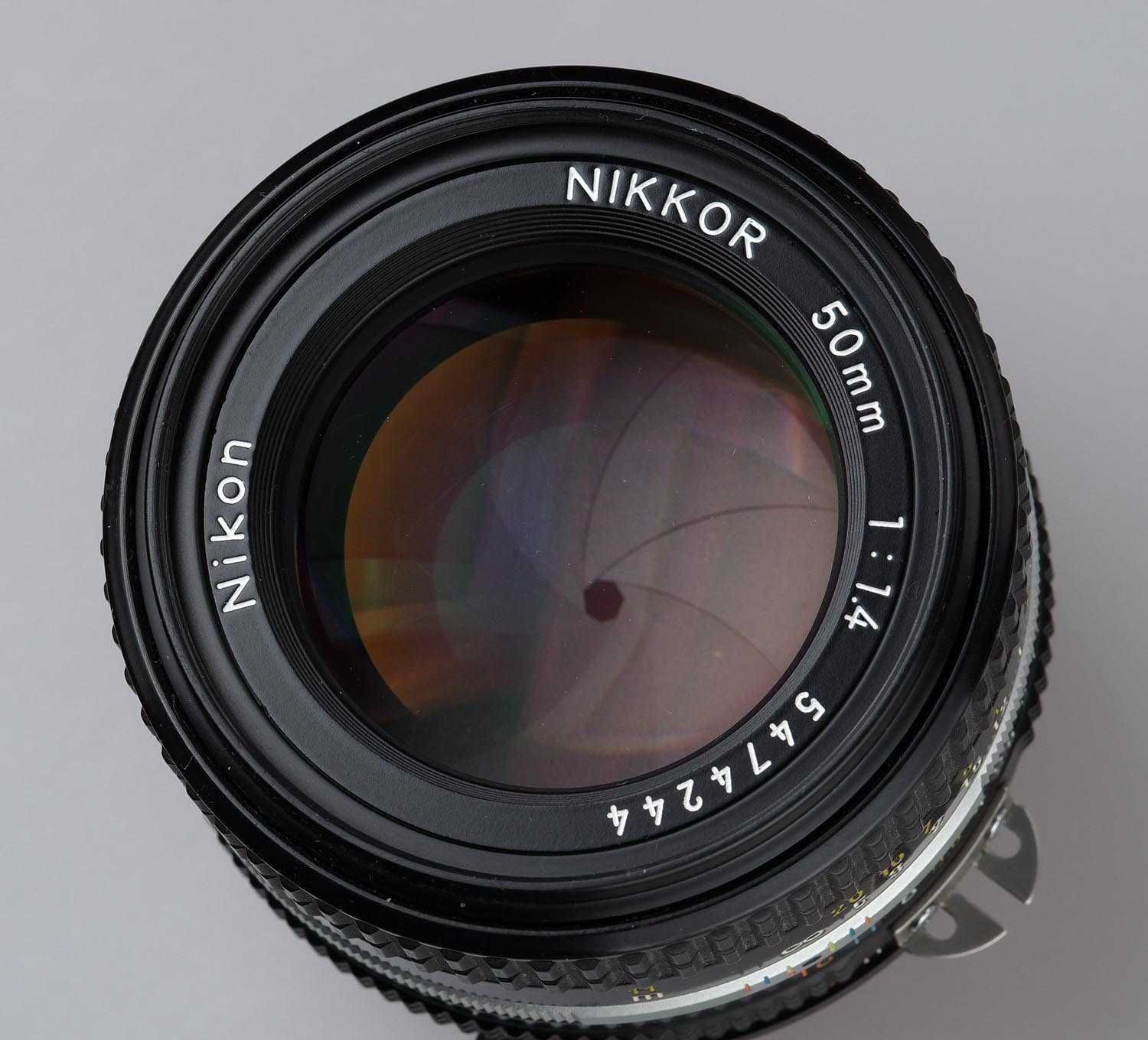 Nikkor 50/1,4 Ai-s світлосильна мануальна п'ятидесятка останньої версі