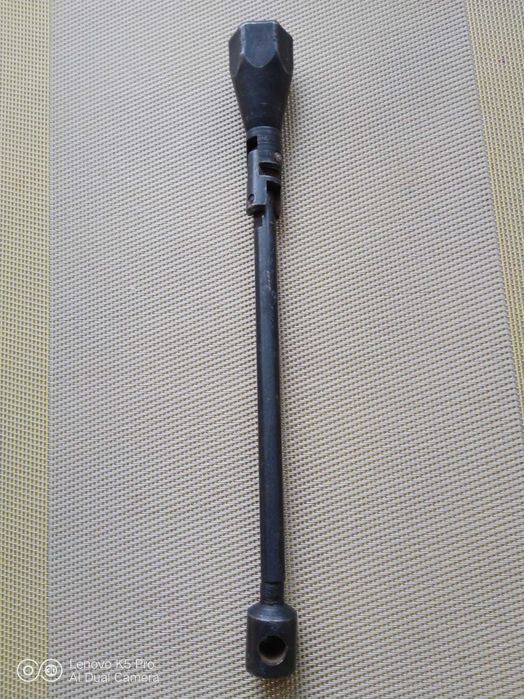 Ключ свечной на 21