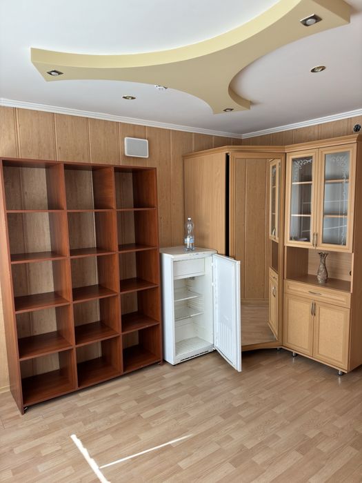 Продам офісне приміщення