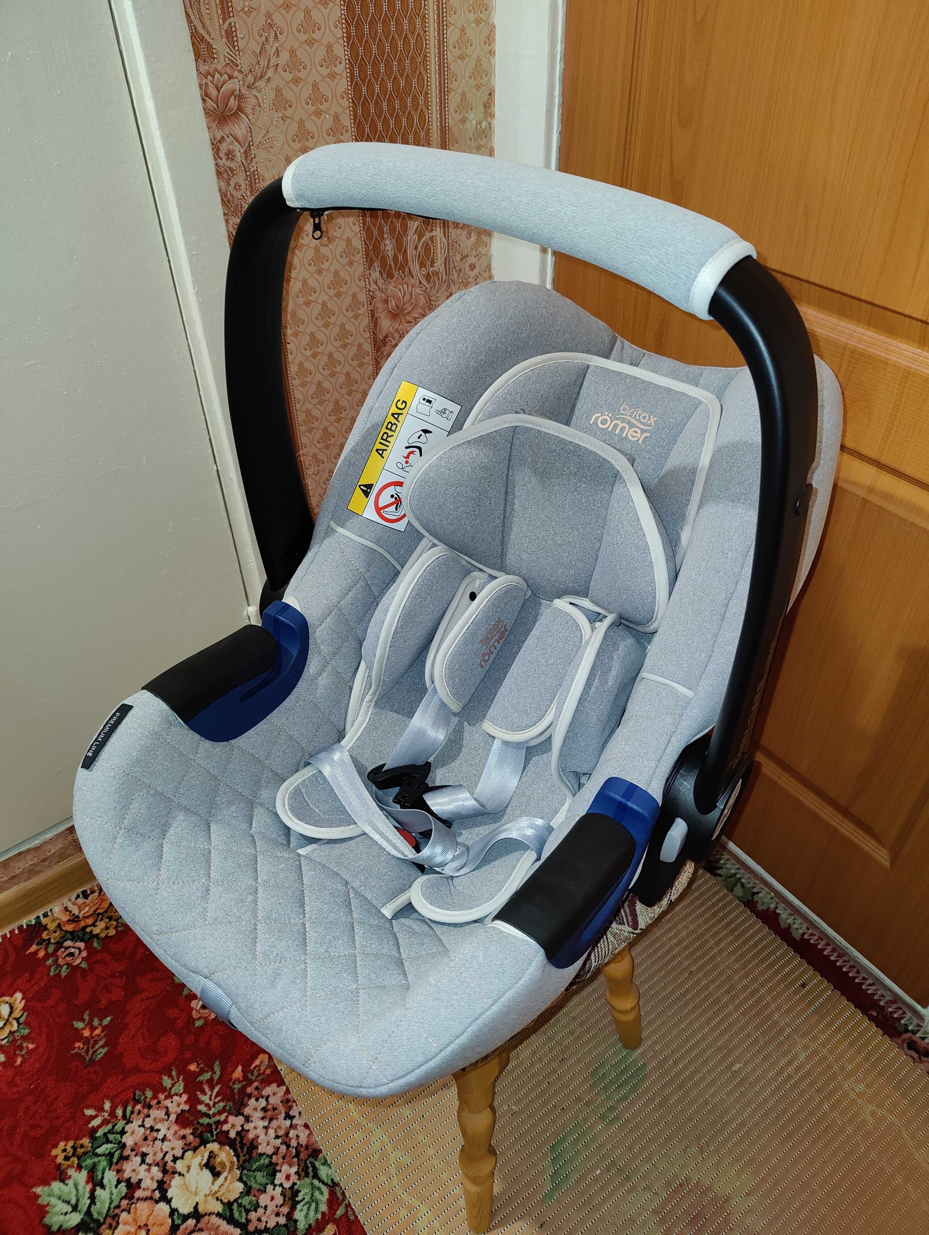 Автокрісло Britax Römer BABY-SAFE 2 i-Size (Nordic Grey), до 15 міс