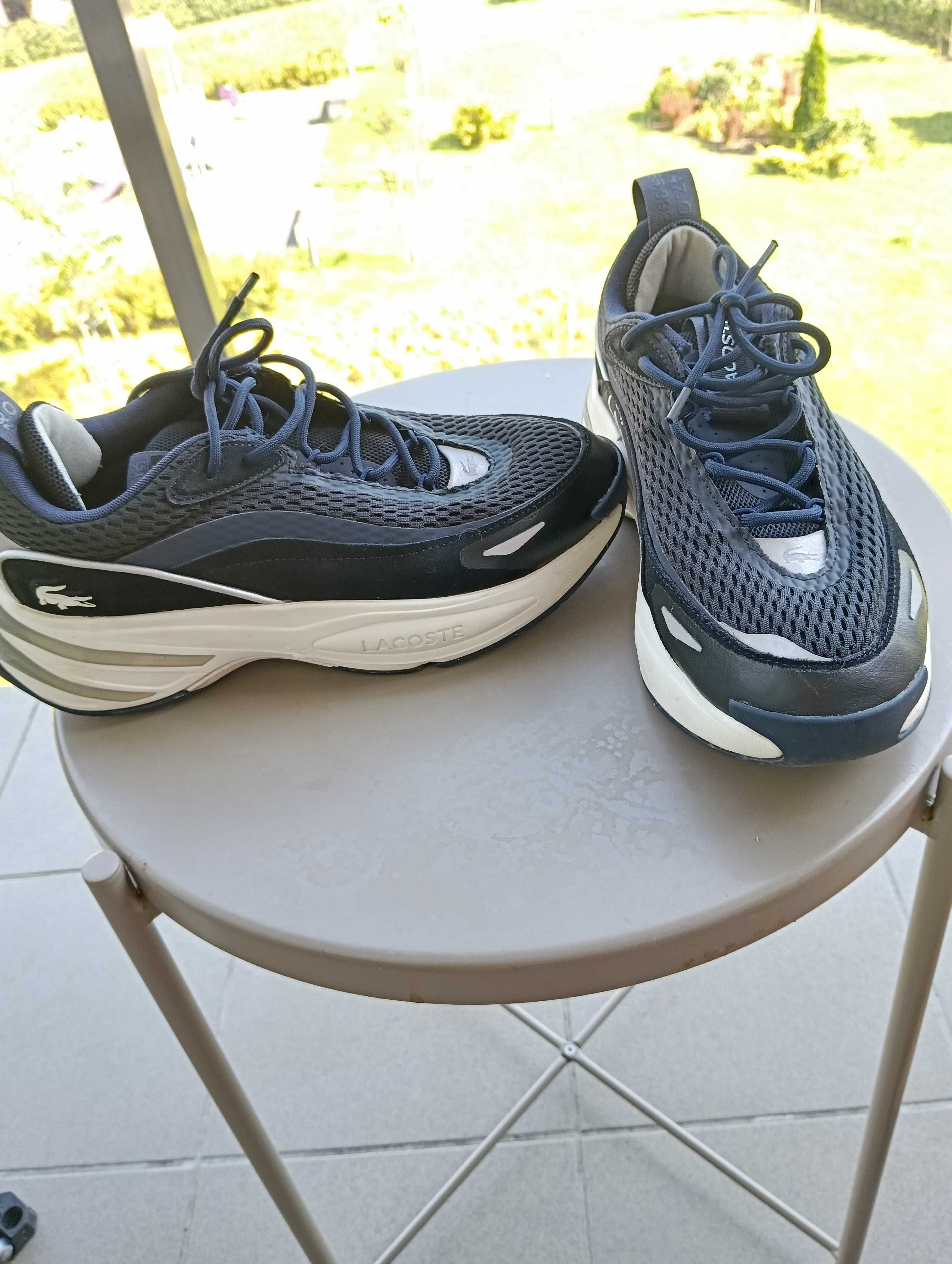 Prawie nowe buty, zalożone dwa razy, ale nie pasuje rozmiar.