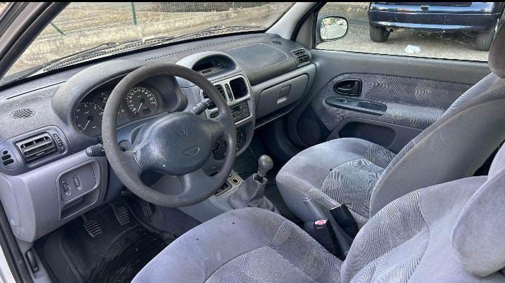 Renault clio 1.2 16v
