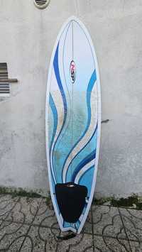 Prancha de surf 6'4 Fish NSP com saco e 3 quilhas

Vendo por falta