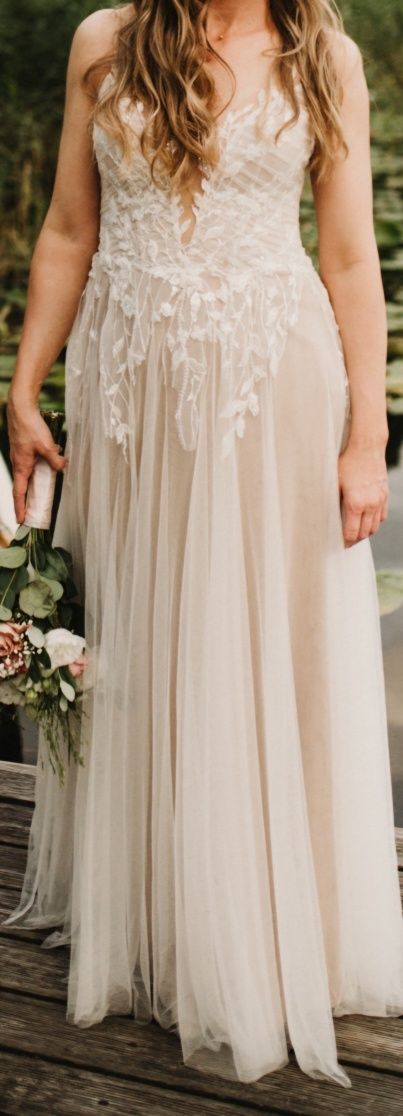 Suknia ślubna ZIVA salon AMYLOVE BRIDAL