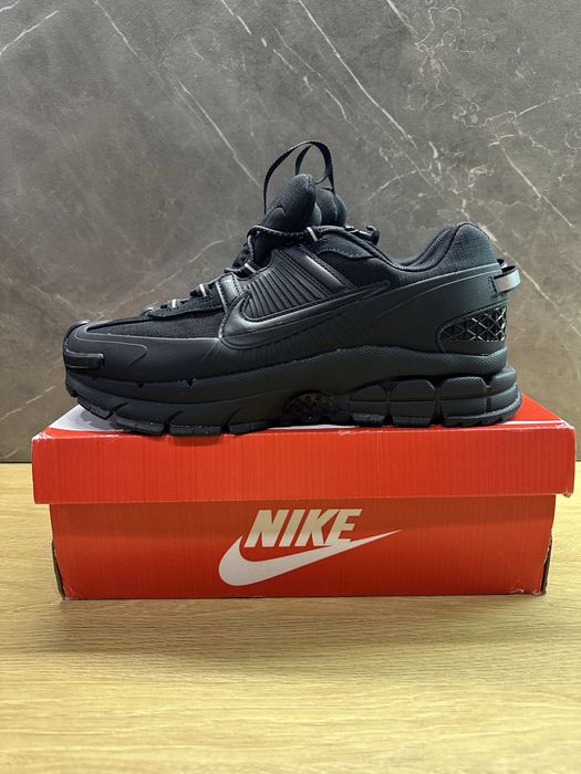 Кросівки Nike Zoom Vomero Roam Black