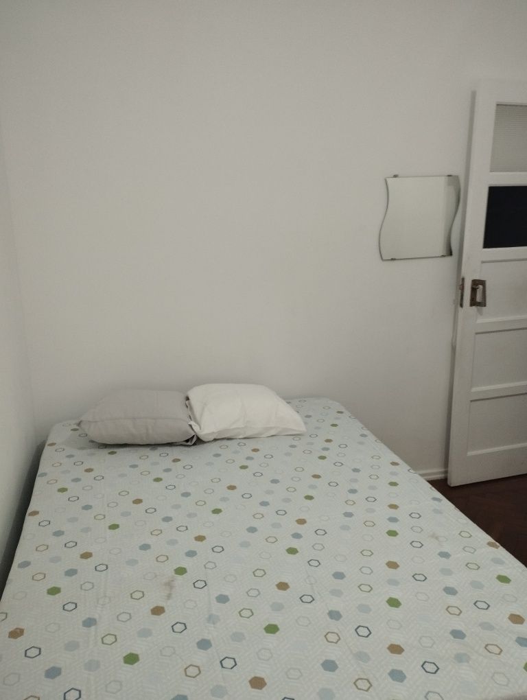 Alugar se quarto em Moscavide