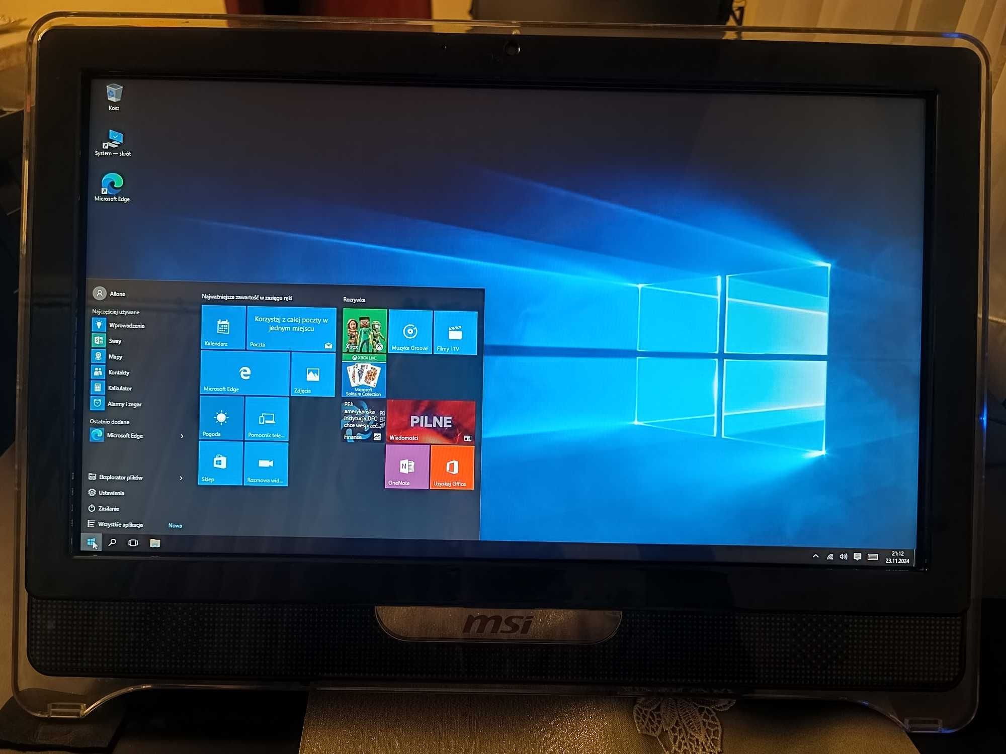 Komputer biurowy All-In-One MSi MS-6657