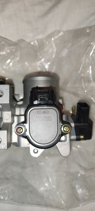 Дросельна заслонка на daihatsu cuore,move,sirion.