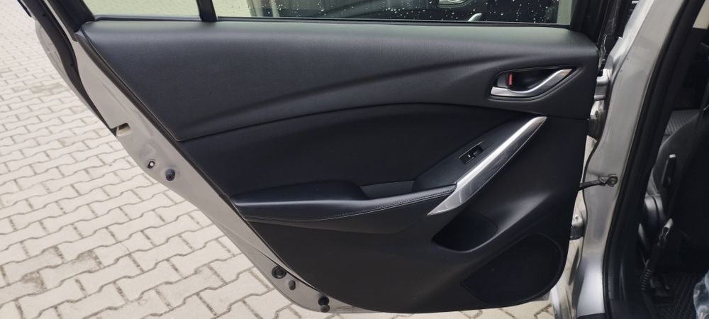 Mazda 6 Sport 2014 Silver 2.5L
Авто як приїхало з США заводилось і їха