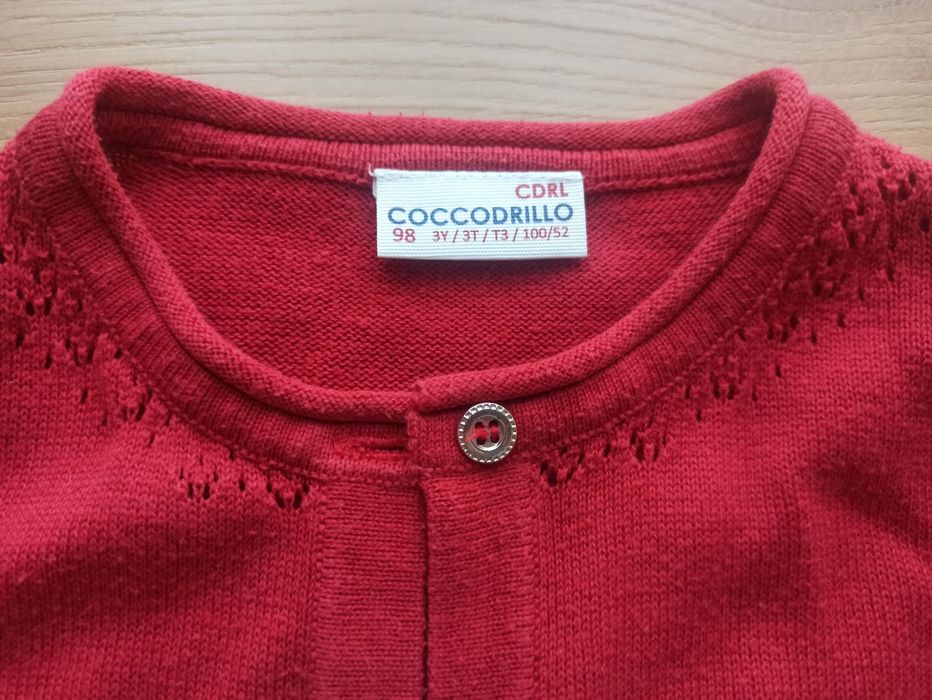 Rozpinany sweterek czerwony dla dziewczynki rozmiar 98 Coccodrillo