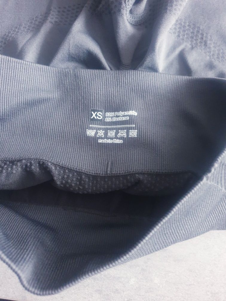 Legginsy push up XS nowe