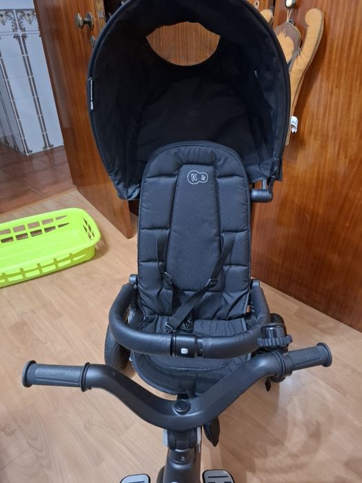 Tricíclo Kinderkraft EASYTWIST Preto