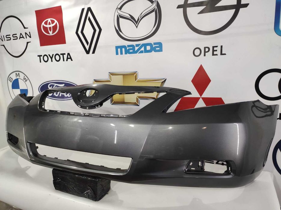 Бампер Toyota Camry 40 Corolla PRADO 120 в цвете ориг новые Польша